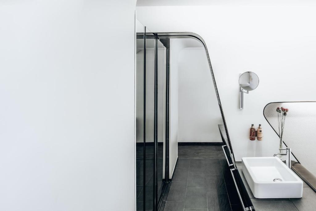 Koupelna v ubytování Hotel Q! Berlin