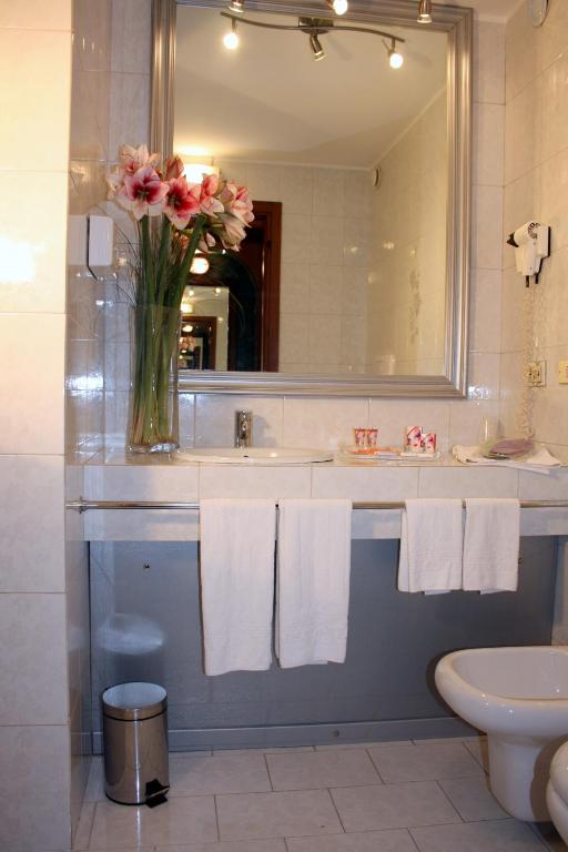 Hotel Motel Visconteo - Habitación Triple Económica