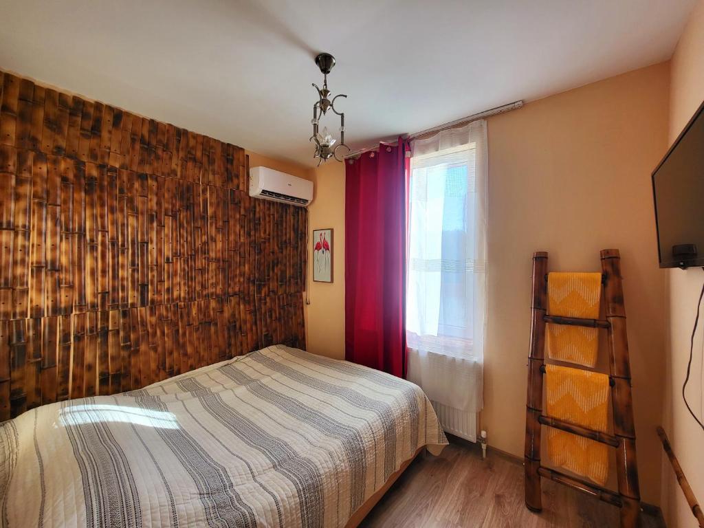 Postel nebo postele na pokoji v ubytování Sighnaghi Art Hotel