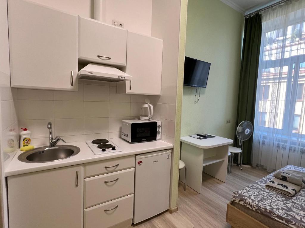 The Heart of Lviv Apartments - Lviv - Apartment At Petra Doroshenka Street 15/2