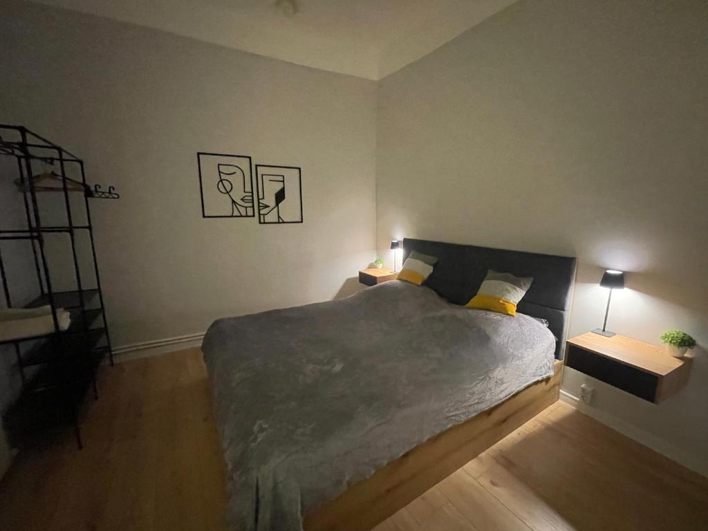 Postel nebo postele na pokoji v ubytování Old Gyumri