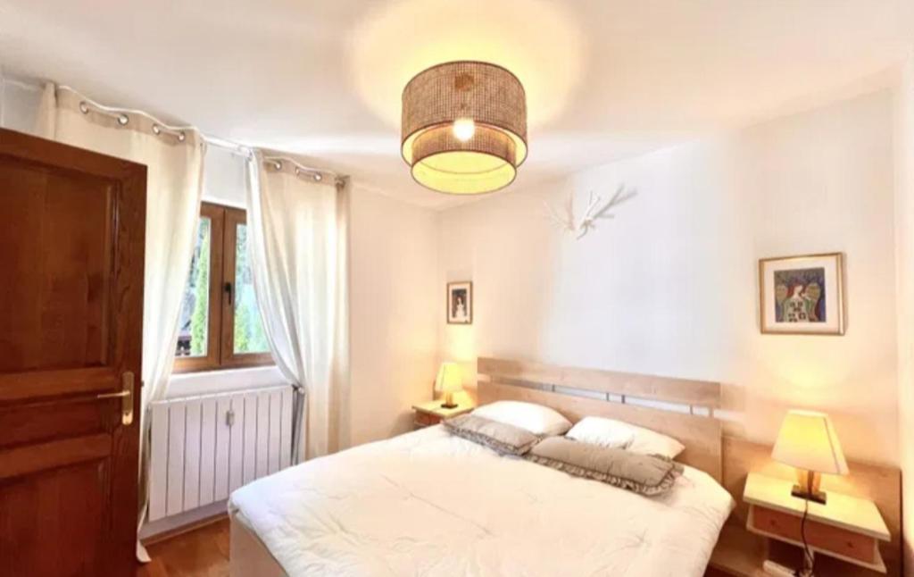 Postel nebo postele na pokoji v ubytování Maria Apartament
