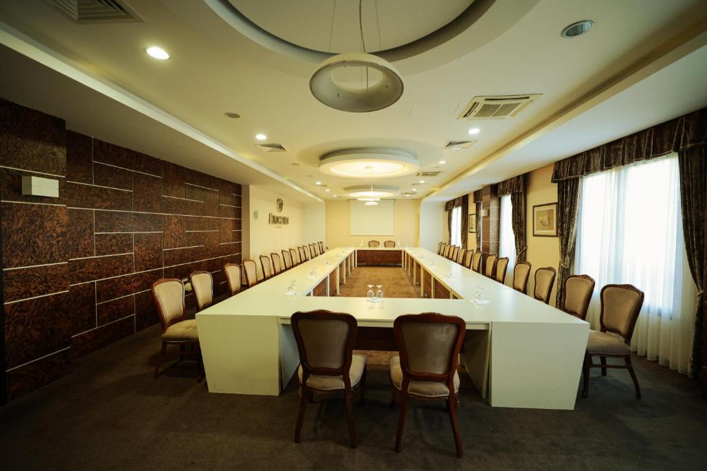 Konferenční prostory v ubytování Amazona Hotel