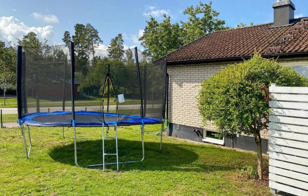 Stolní tenis v ubytování Villa for 10 persons with massage chair, sauna, billiard table and free electric vehicle station for electric cars nebo okolí