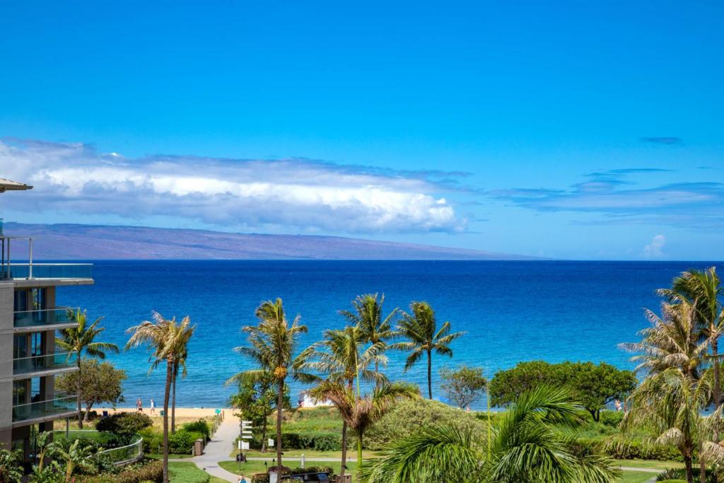 卡纳帕利KBM Resorts FREE CAR Honua Kai Hokulani Ocean view 2-Bedroom Condo Sweeping view Best Location HKH-545的度假村的海景