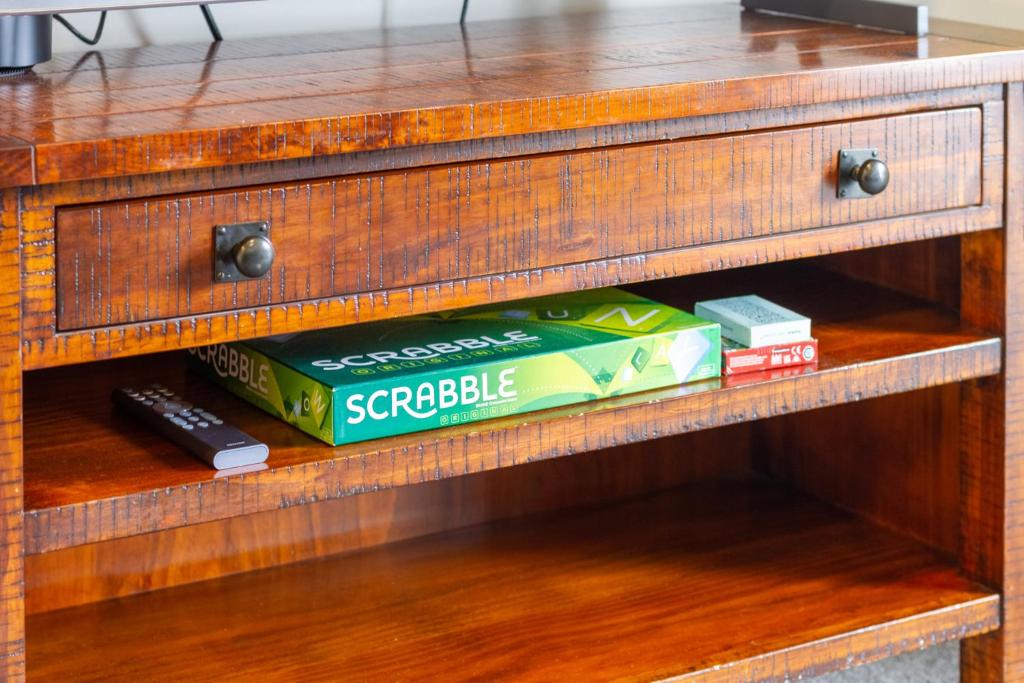 Metro Escape Studio across South City Mall - Resim 21