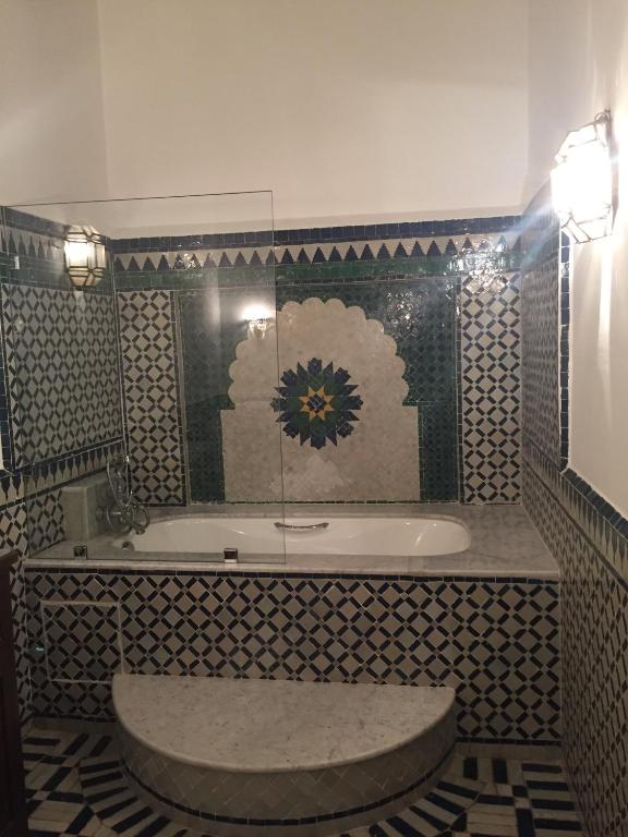 Et bad på Riad Dar El Assafir