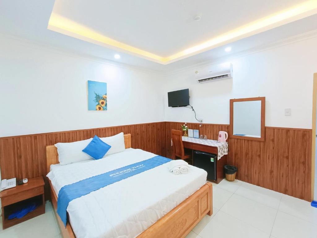 Phuong Thuy Hotel - Chambre Double Économique
