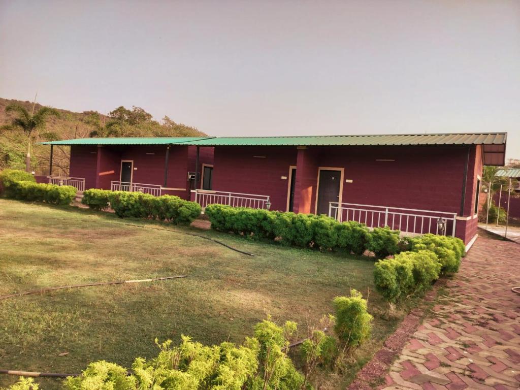 Nargis Farm Resort - Chambre Double Avec Balcon (2 Adultes + 1 Enfant)