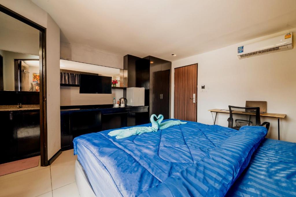 Abunawas Merry Inn at Walking Street - Resim 4