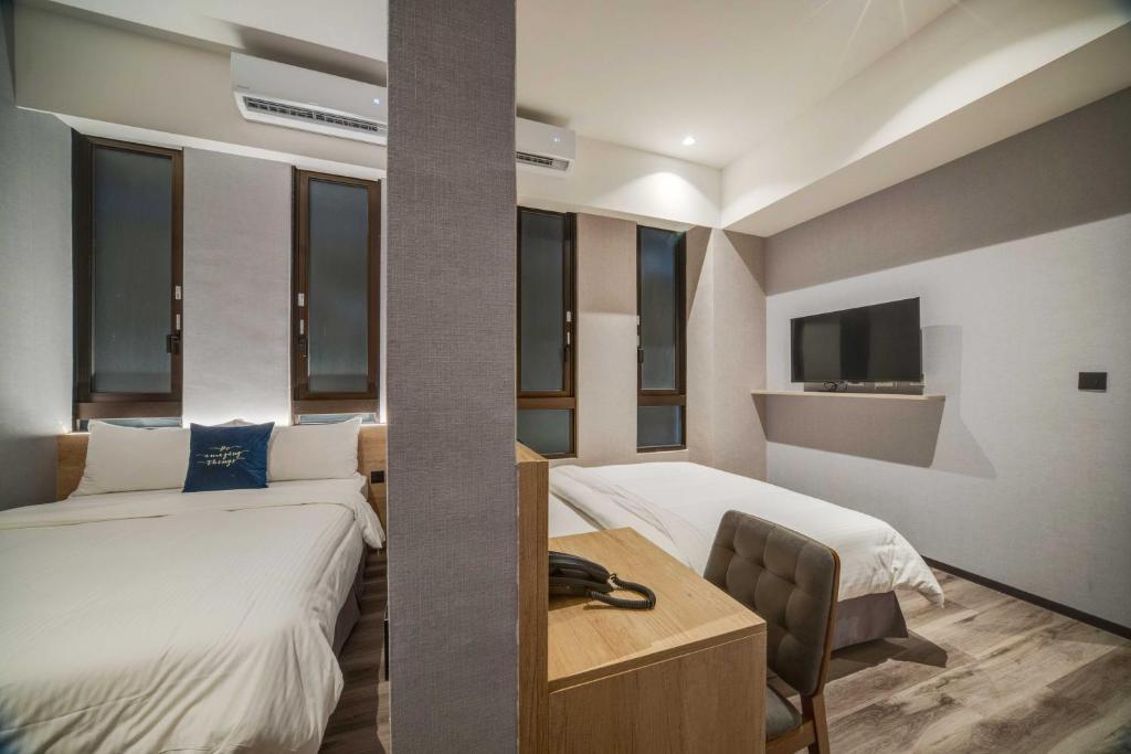 Funstay Inn Chengdu - 四倍房间