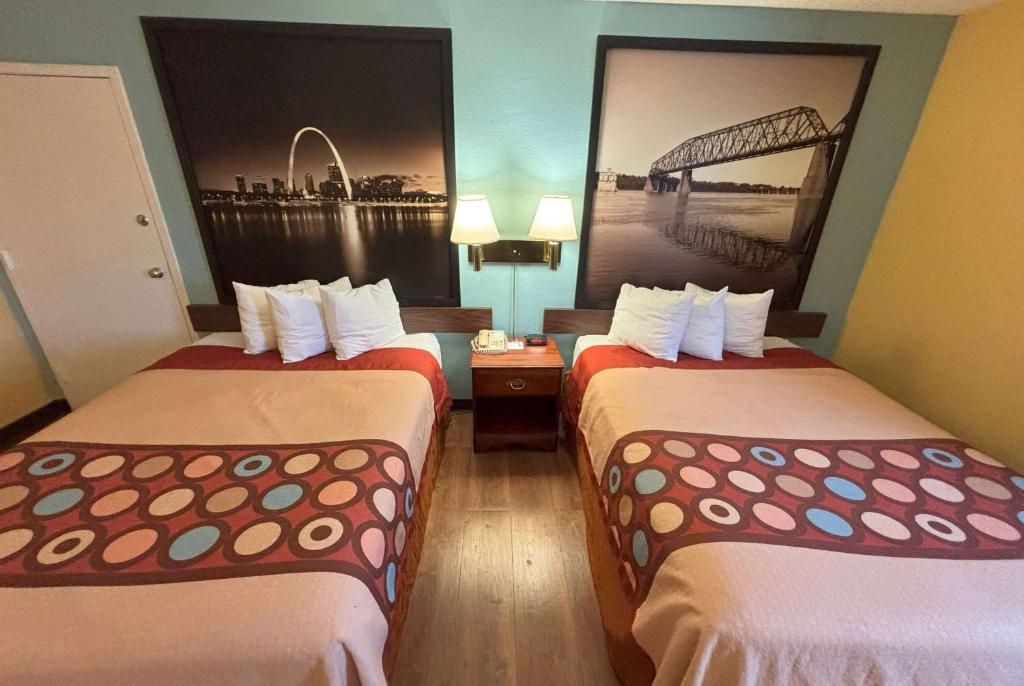 Super 8 by Wyndham O'Fallon - Studio Suite With Two Queen Beds - Non-Smoking
