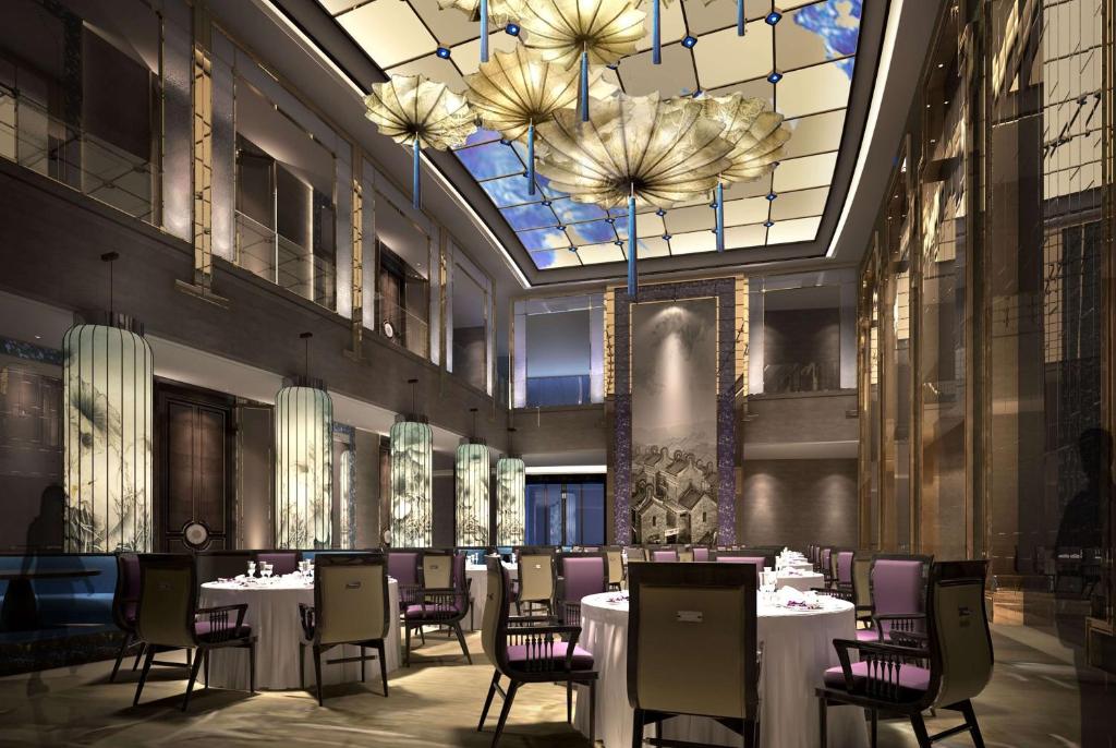 Restaurace v ubytování Wyndham Grand Foshan Gaoming