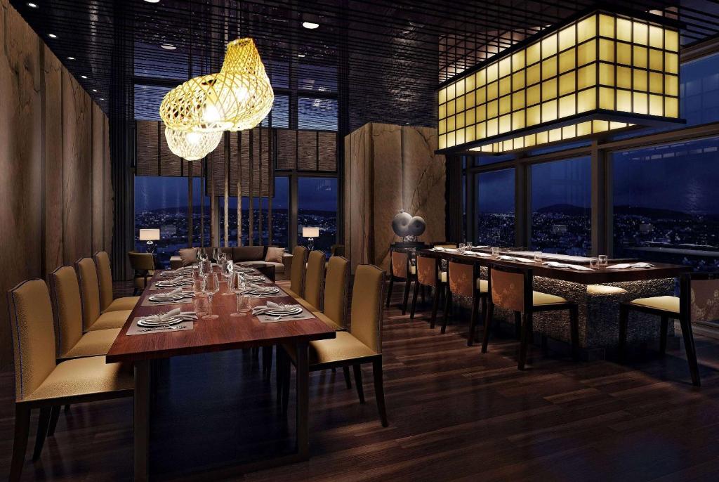 Restaurace v ubytování Wyndham Grand Foshan Gaoming