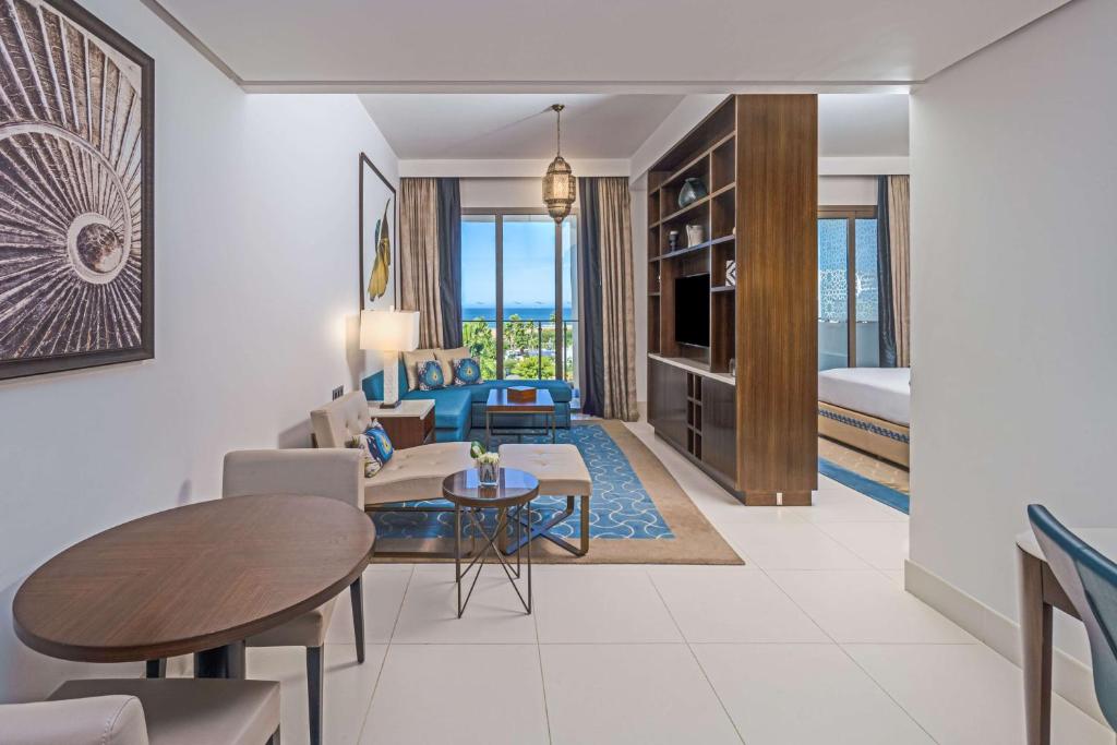 Posezení v ubytování Hilton Tangier Al Houara Resort & Spa