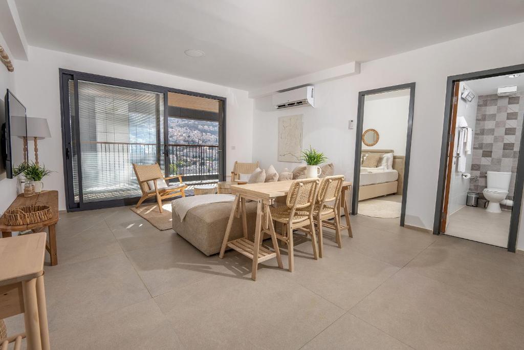 Fotografie z fotogalerie ubytování Cape Dor luxury apartments Haifa v destinaci Haifa