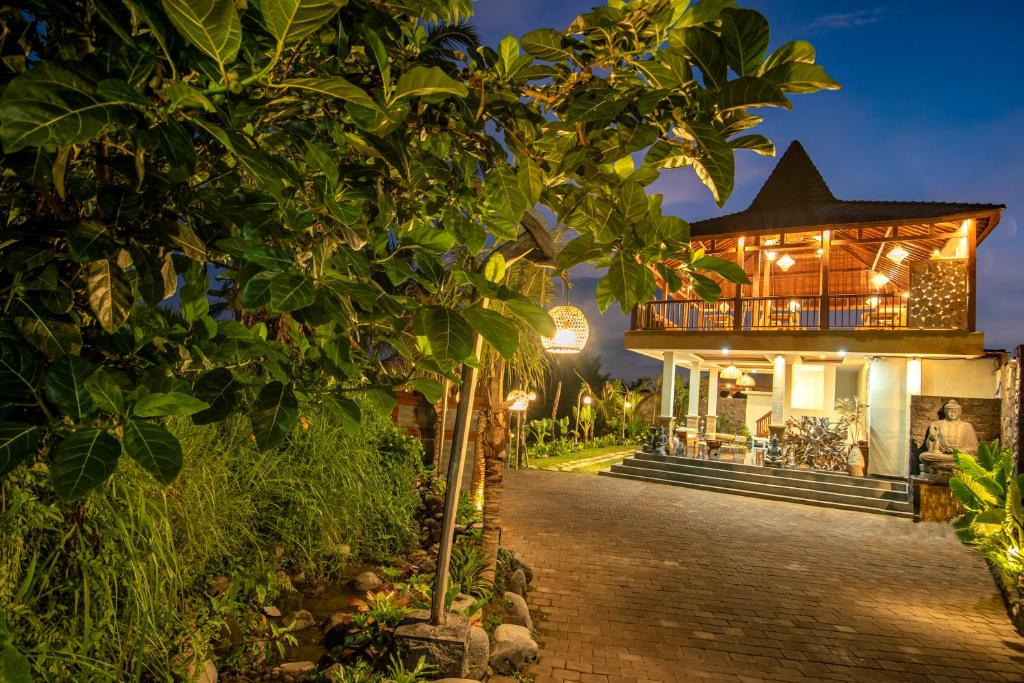 Zahrada ubytování Dewi Kunti Villa