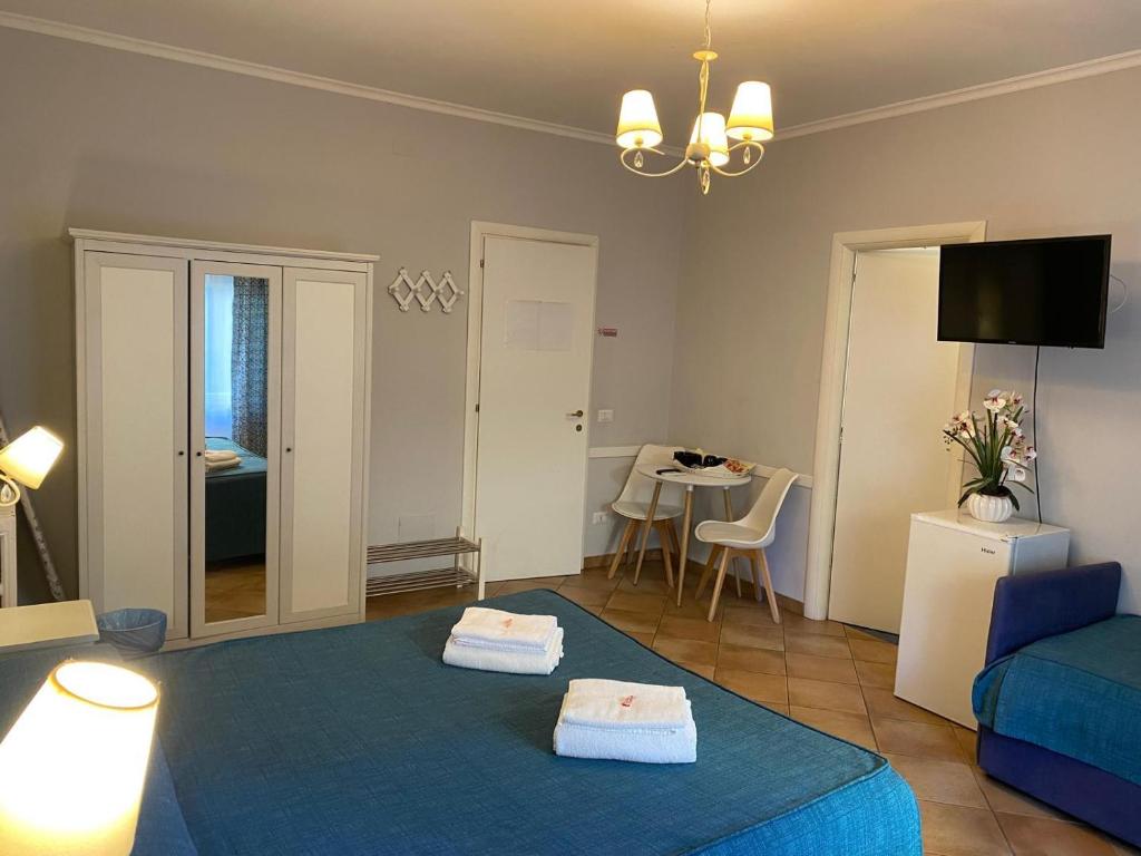 A bed or beds in a room at Domus Prati