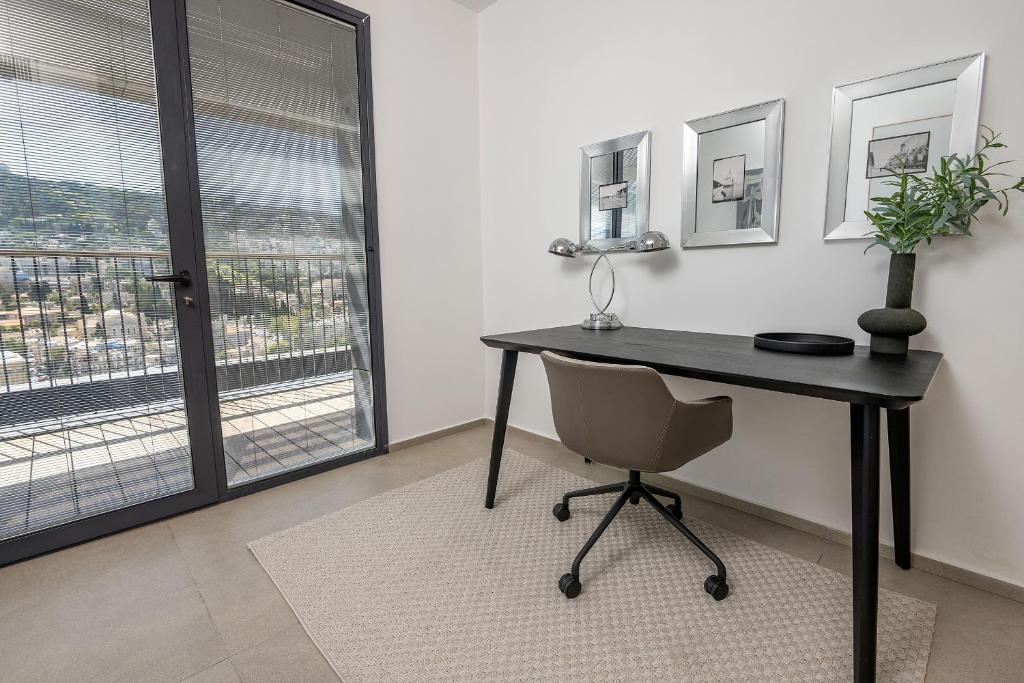 Fotografie z fotogalerie ubytování Cape Dor luxury apartments Haifa v destinaci Haifa