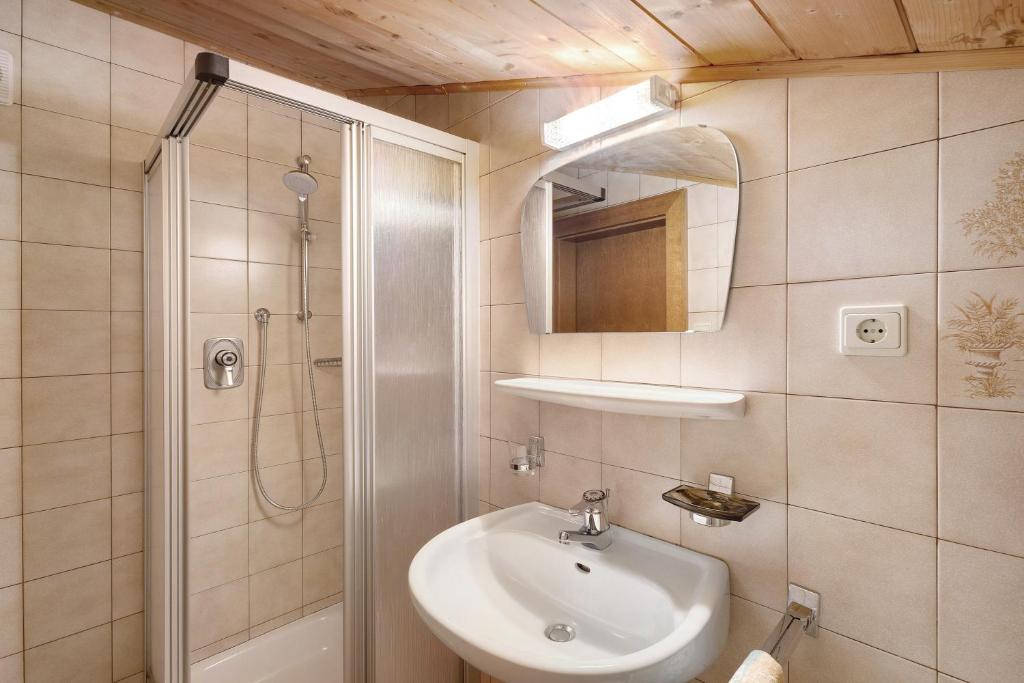 Koupelna v ubytování Bartlhof Refugium-Ritiro