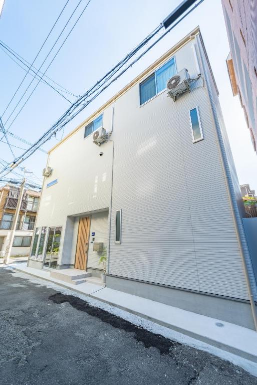 天下茶屋駅徒歩2分新築