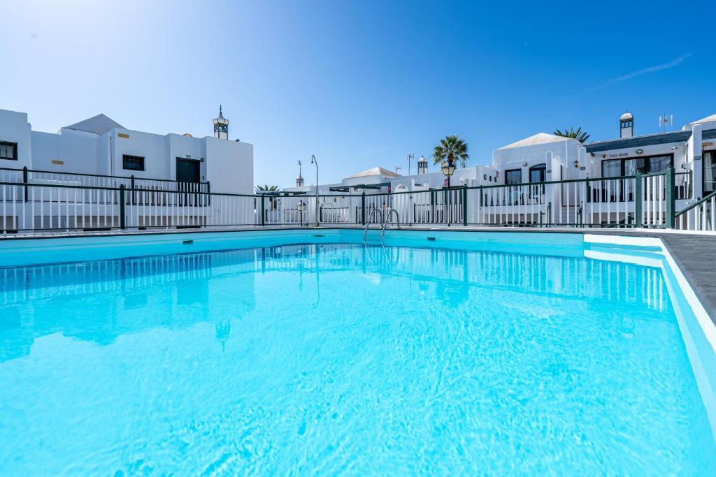 Bazén v ubytovaní Apartment Princesa Bitacora alebo v jeho blízkosti