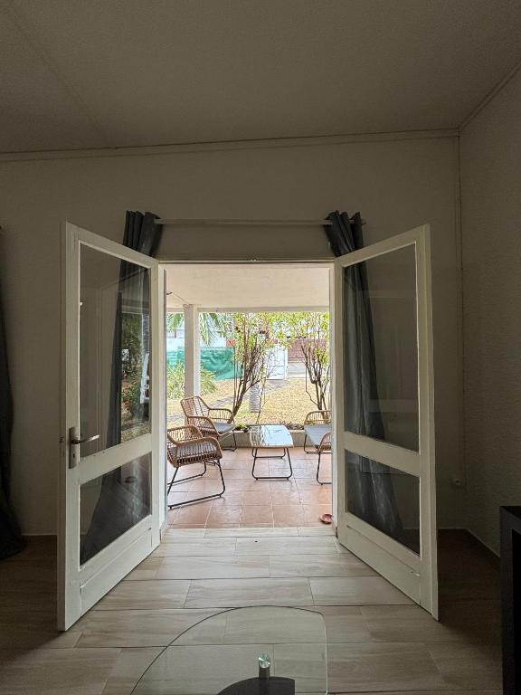 Balkón nebo terasa v ubytování La Villa du Voyageur