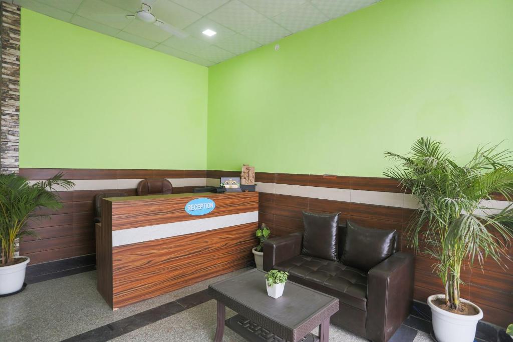 Fotografie z fotogalerie ubytování Capital O A-one v destinaci Manesar