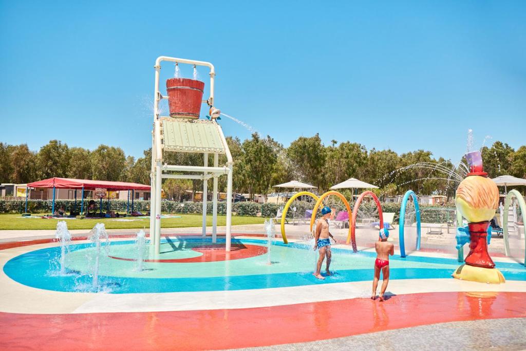 Bazén v ubytování Glamping at Sardinia nebo v jeho okolí
