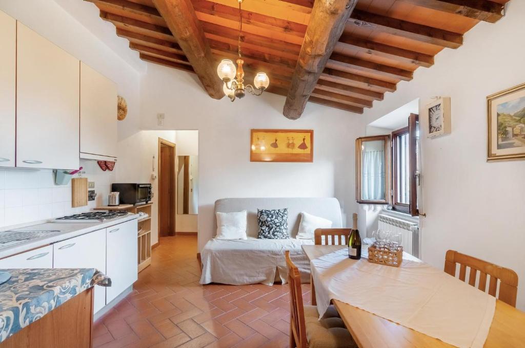 Villa La Fornacina Apartments