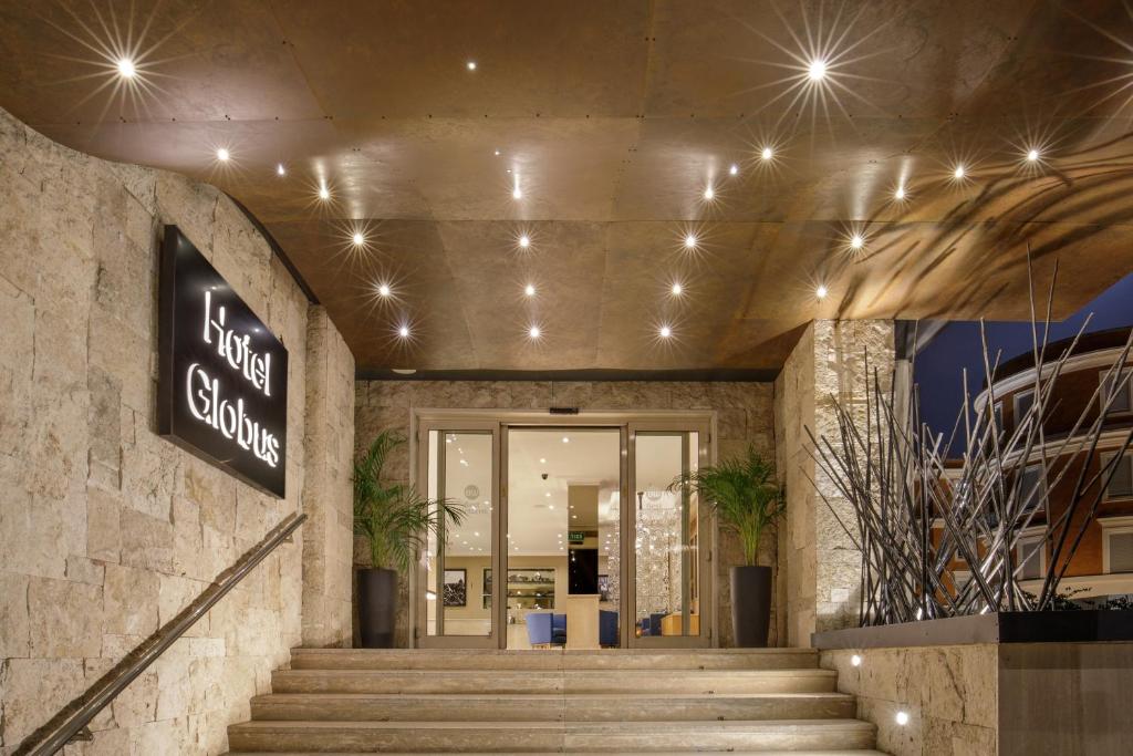 Vstupní hala nebo recepce v ubytování Best Western Hotel Globus