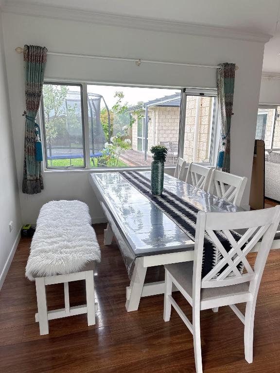 Hamilton Cozy Corner Retreat - Resim 17