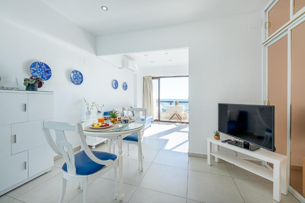 797 HOLIDAY RENTALS - Apartamento en Aloha con vista al Mar