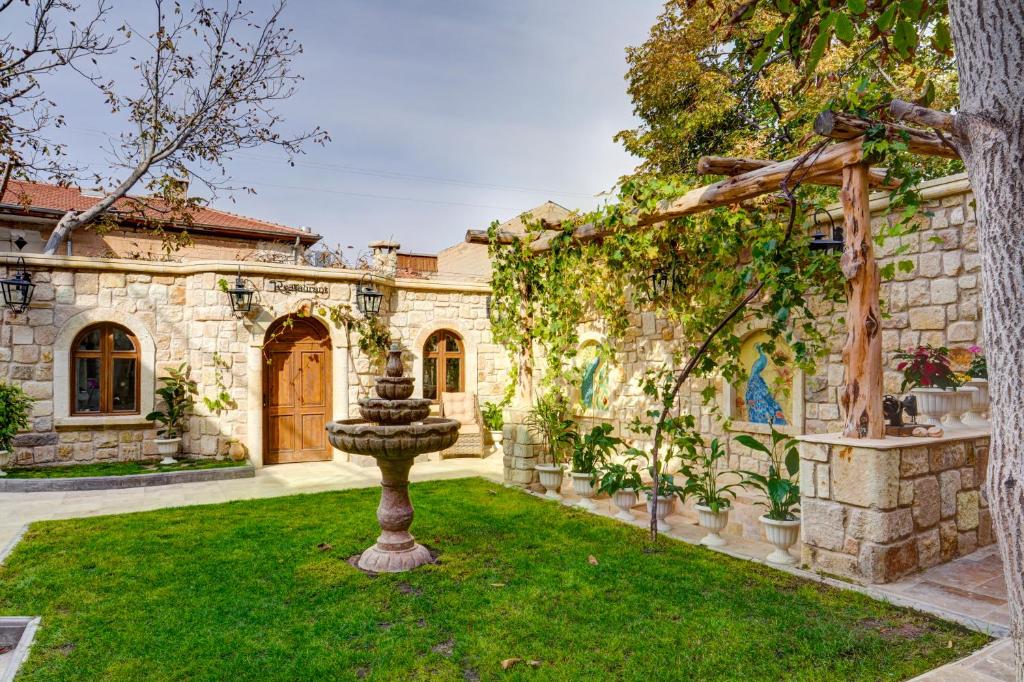 Zahrada ubytování Cappadocia Kemer Palace