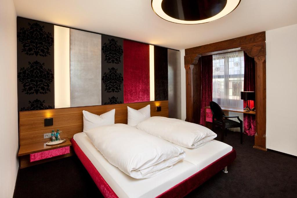 Schloss zu Hopferau - 12