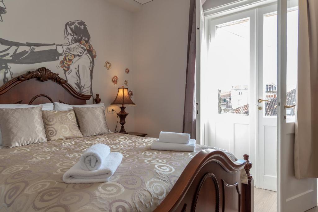 Posteľ alebo postele v izbe v ubytovaní Metropole Luxury Rooms Split