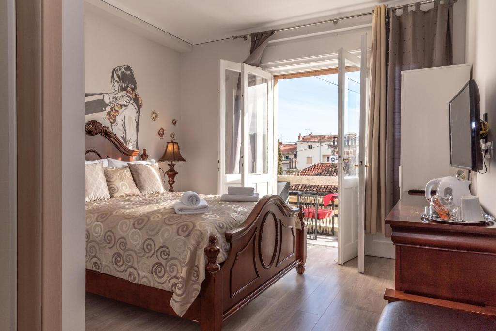Posteľ alebo postele v izbe v ubytovaní Metropole Luxury Rooms Split