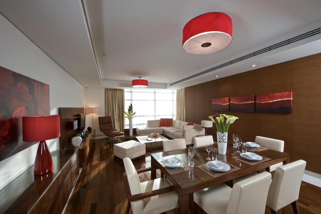Χώρος καθιστικού στο Fraser Suites Doha