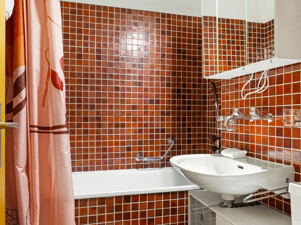 Koupelna v ubytování Apartment Aragon B47 by Interhome