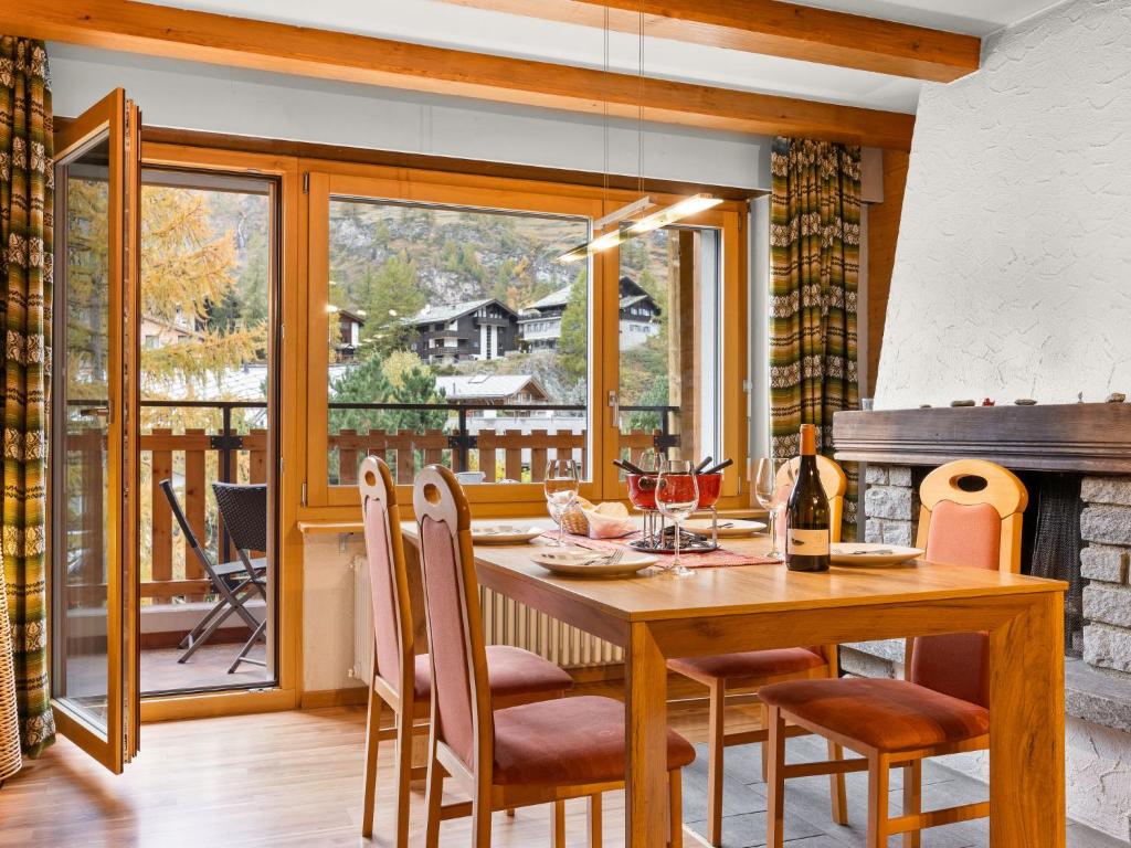 Fotografie z fotogalerie ubytování Apartment Silence-2 by Interhome v destinaci Zermatt