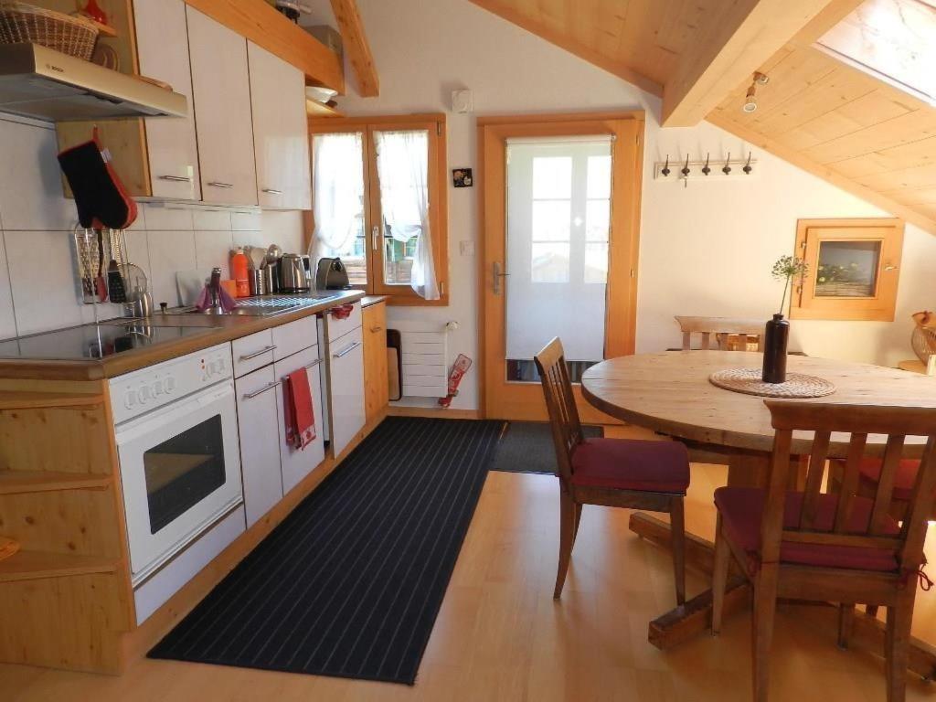 Köök või kööginurk majutusasutuses Apartment Im Wiesengrund by Interhome
