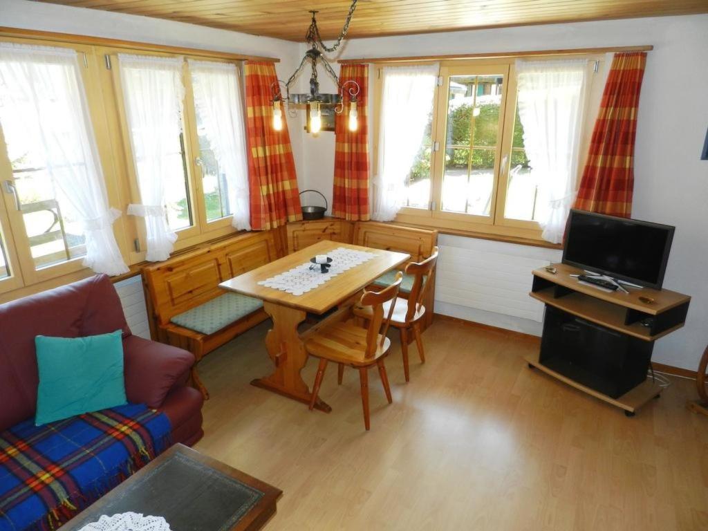 Posezení v ubytování Apartment Bolgen by Interhome