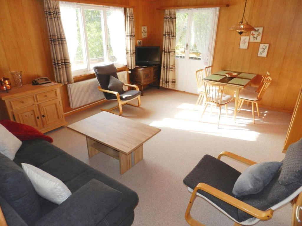 Fotografie z fotogalerie ubytování Apartment Goldrose by Interhome v destinaci Zweisimmen