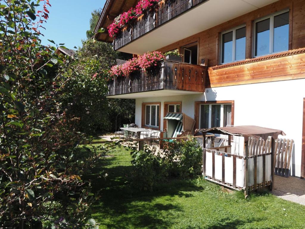 Balkón nebo terasa v ubytování Apartment Am Ryschbächli by Interhome
