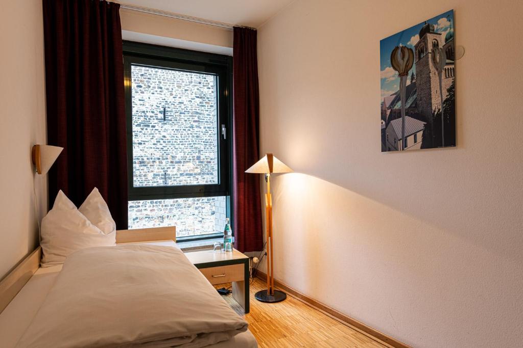 Roncalli-Haus Magdeburg - Tagungs-und Seminarhaus - Twin Room