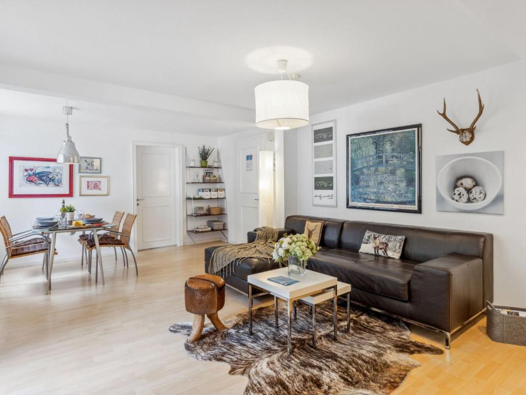 Posezení v ubytování Apartment Bristol Apt-S by Interhome