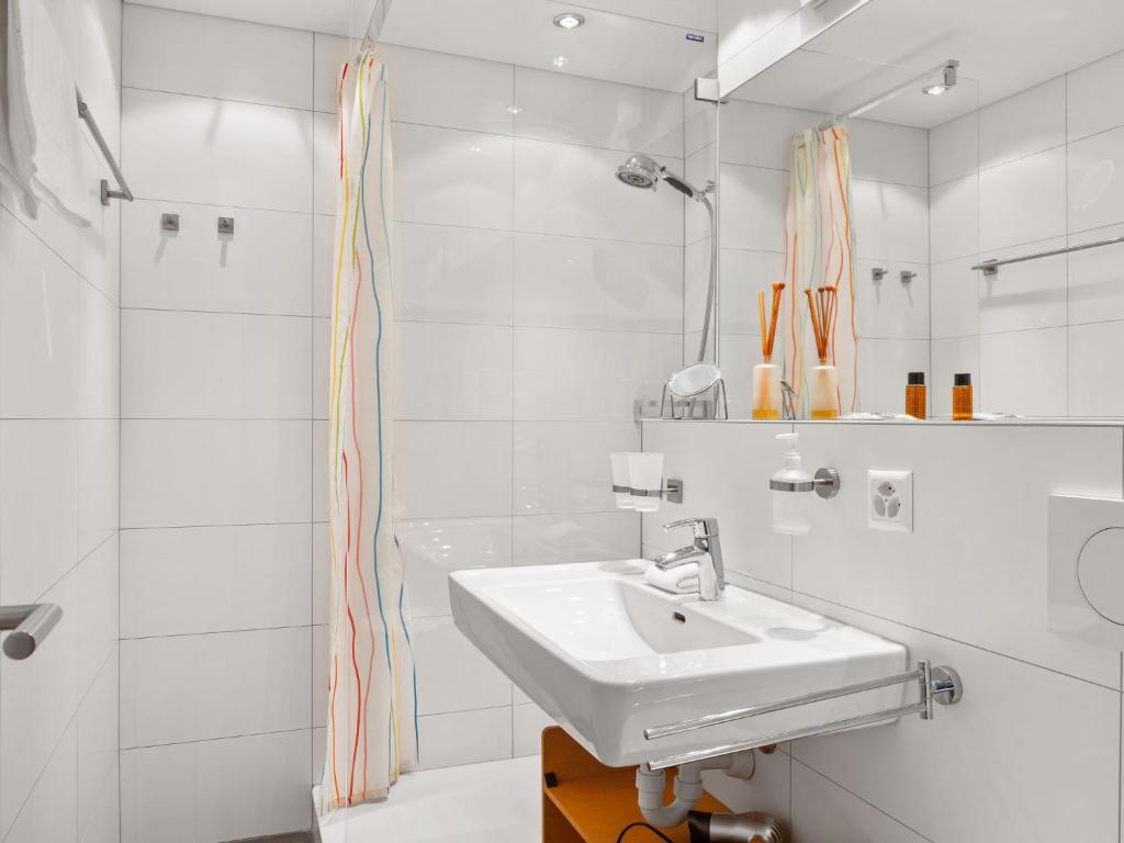 Koupelna v ubytování Apartment Aragon P36 by Interhome