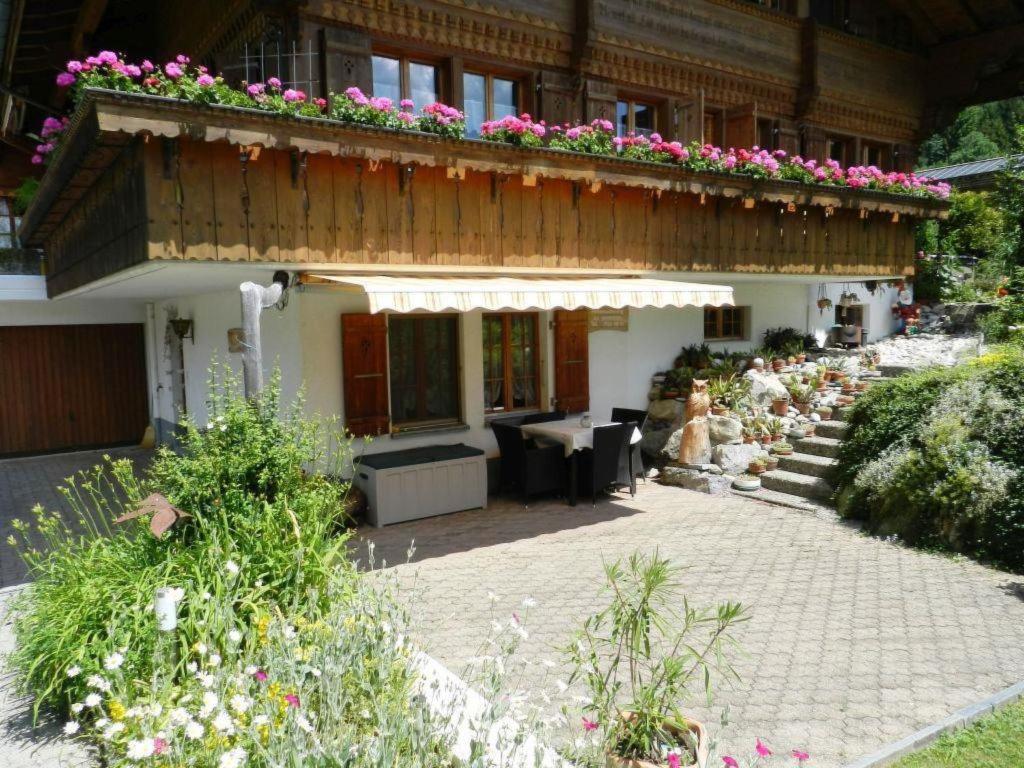 Zahrada ubytování Apartment Giferblick by Interhome