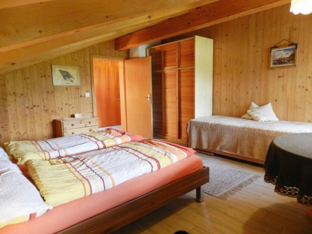 Postel nebo postele na pokoji v ubytování Apartment Giferblick by Interhome