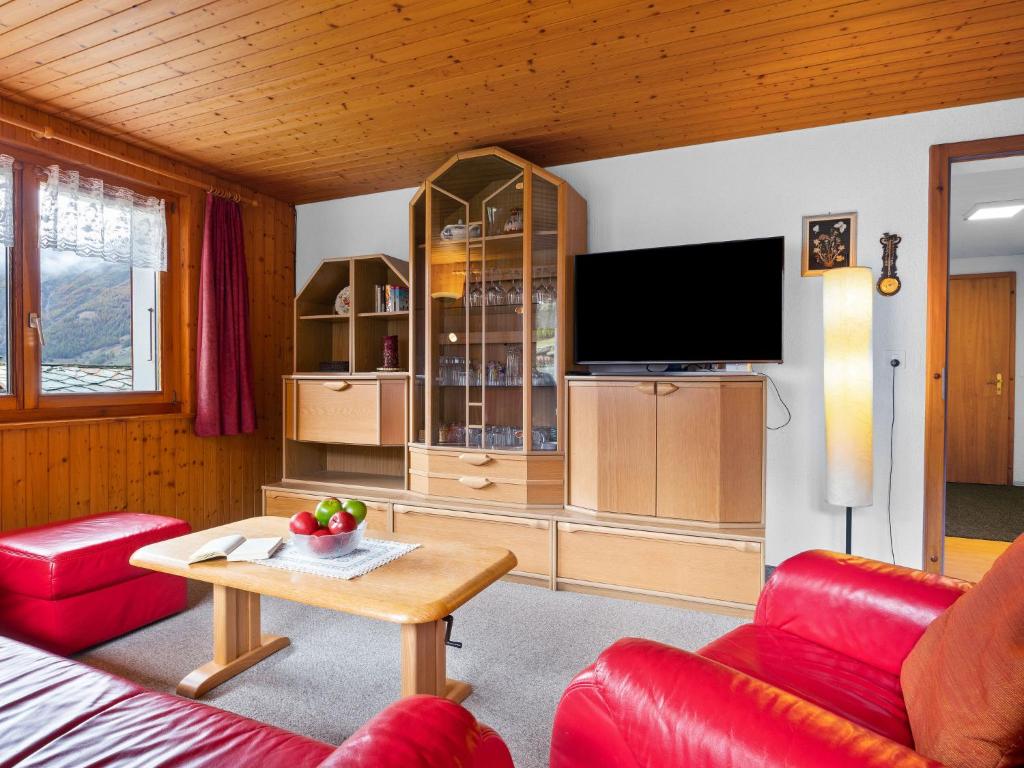 Μια τηλεόραση ή/και κέντρο ψυχαγωγίας στο Apartment Heimine by Interhome